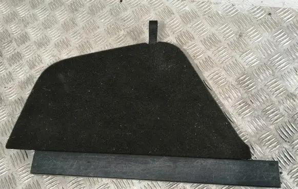 Toyota Avensis T270 Other trunk/boot trim element 5840805041C0