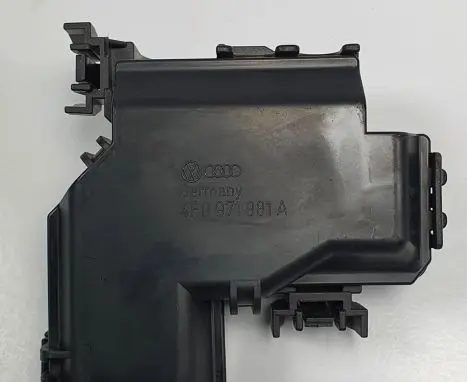Audi A6 S6 C6 4F Fuse box set 4F0971981A
