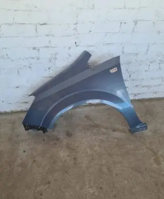 Opel Zafira B Fender z155