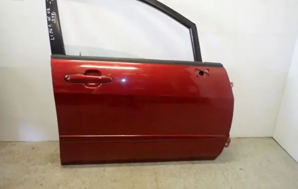 Suzuki Liana Rear door