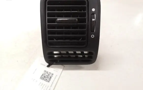 Honda CR-V Dashboard side air vent grill/cover trim
