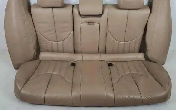 Jaguar S-Type Rear seat 