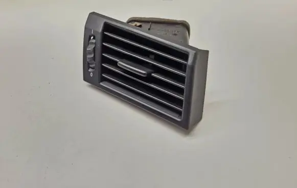 BMW X3 E83 Dashboard side air vent grill/cover trim 3400076