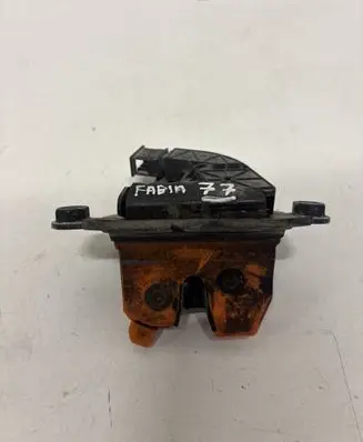 Skoda Fabia Mk1 (6Y) Tailgate/trunk/boot lock/catch/latch 535972732