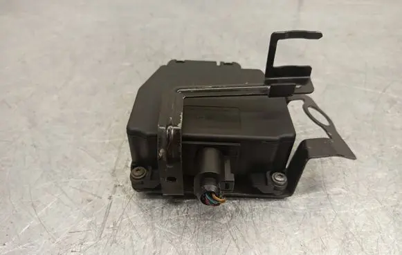 Skoda Octavia Mk2 (1Z) Turbo solenoid valve 6Q0906625