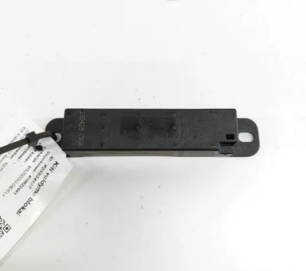 Aston Martin DB11 Keyless system antenna A2059053005