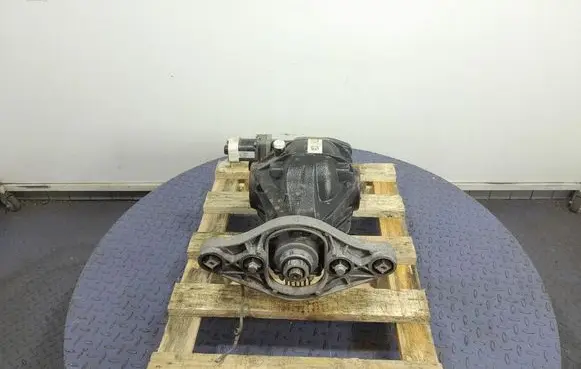 BMW M4 F82 F83 Rear differential 8747239