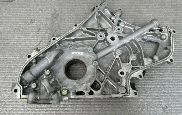 Nissan King Cab, Navara Oil pump 15010VK500