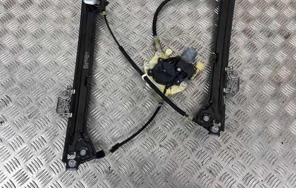 Maserati Quattroporte Front door window regulator with motor 670002097 019005002B