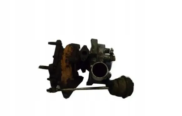 Volkswagen Golf V Turbo 038145701D