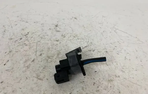 BMW X5M E70 Turbo solenoid valve 7023180