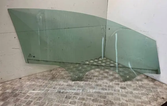 Ford Fiesta Front door window glass four-door 43R011582 H1BBB21411A