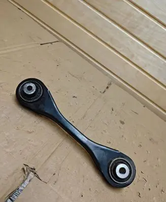 Cupra Born Rear upper control arm/wishbone 1EA501529B 1EA501531
