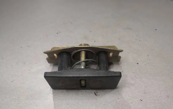 Peugeot 406 Trunk lock loop 9608410480