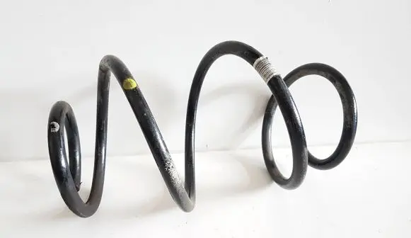 Opel Insignia B Front coil spring 84333200