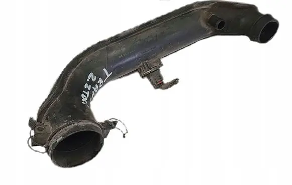 Coolant pipe/hose
