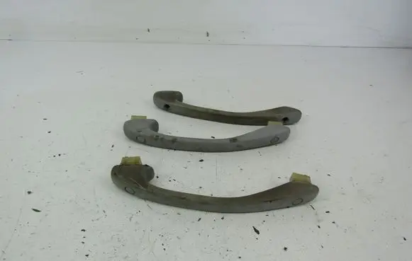 Mercedes-Benz Vito Viano W638 Front interior roof grab handle 