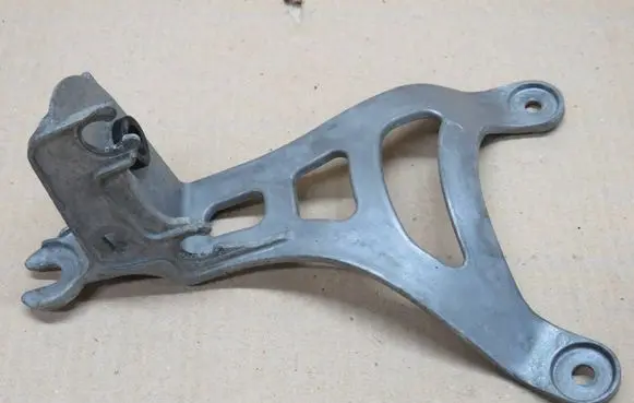 Opel Insignia B ABS pump bracket 1261320862