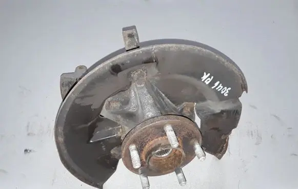 Ford Kuga II Front wheel hub