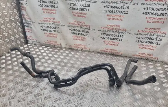 Volkswagen PASSAT B6 Engine coolant pipe/hose 03G121151AE