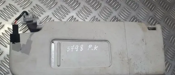 Volkswagen Golf V Sun visor