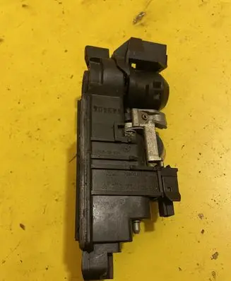Mercedes-Benz E W211 Tailgate/trunk/boot exterior handle A2037500693