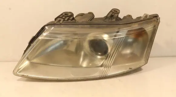Saab 9-3 Ver2 Headlight/headlamp 02737551