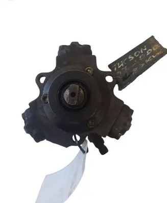 Hyundai Tucson JM Fuel injection high pressure pump 0445010038 3310027000