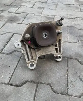 Renault Trafic III (X82) Gearbox mounting bracket 112228161R