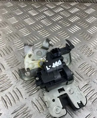 Audi Q5 SQ5 Tailgate/trunk/boot lock/catch/latch 8K9827505A