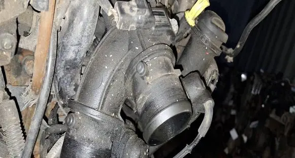 Peugeot 407 Throttle valve 