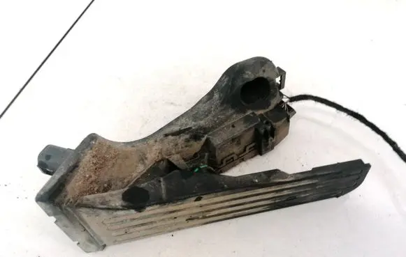 Volkswagen Touran I Accelerator throttle pedal 1T1723503H 6PV00868901