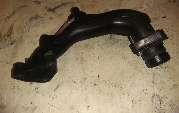 Volvo V40 Engine coolant pipe/hose 072360