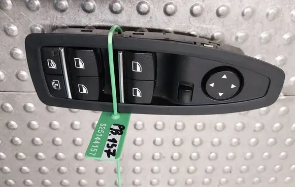 BMW 3 F30 F35 F31 Electric window control switch 9240295