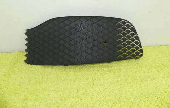 Front bumper lower grill