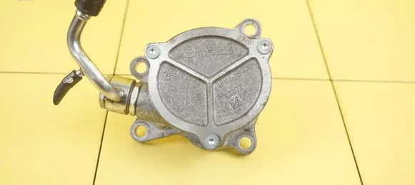 Mazda 6 Vacuum pump SH1518G00A SH01