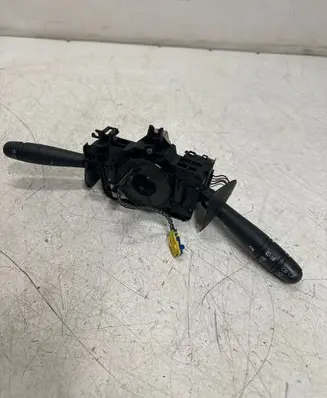 Dacia Duster Wiper control stalk 8200792587
