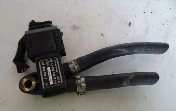 Mercedes-Benz A W176 Exhaust gas pressure sensor A6429050200