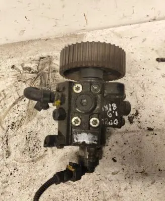 Opel Zafira B Fuel injection high pressure pump 0055193731 0445010067 0321147
