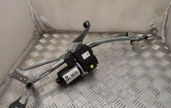 BMW 7 G11 G12 Front wiper linkage and motor W000061430 W000061595