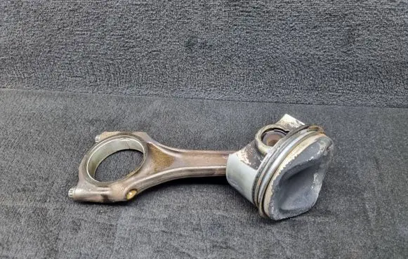Audi A6 Allroad C6 Piston with connecting rod 06E107065CJ 06E107065DM 06E198401D