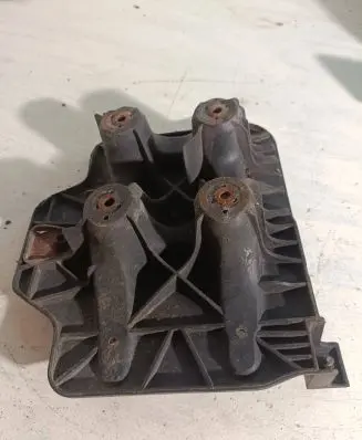 Battery tray