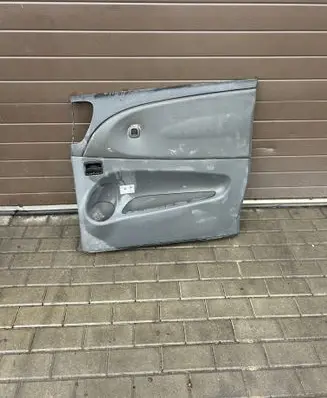 Toyota Previa (XR30, XR40) II Sliding door card 