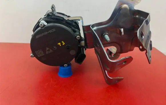 Mercedes-Benz A W177 AMG Water pump A0005008900