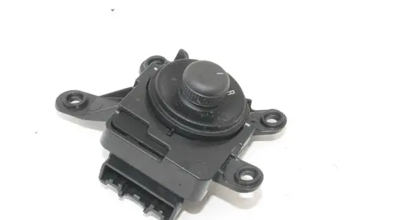 Chevrolet Orlando Wing mirror switch 13272182