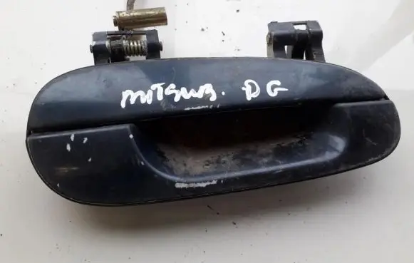 Mitsubishi Galant Front door exterior handle MB842820