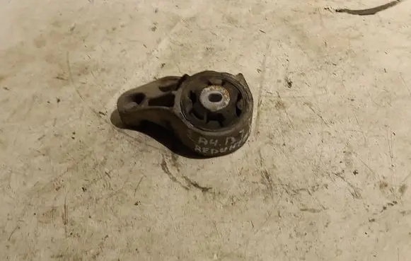 Audi A4 S4 B7 8E 8H Rear differential/diff mount bracket 8E0599125M