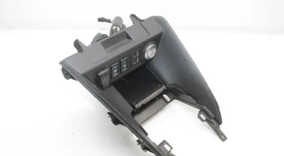 Nissan Leaf II (ZE1) Other center console (tunnel) element 689225SN2A 689T25SN2B