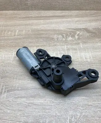 Audi A3 S3 8L Rear window wiper motor 110741