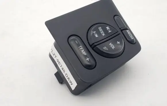 Ford Explorer Other switches/knobs/shifts 7L2T9E740DAW